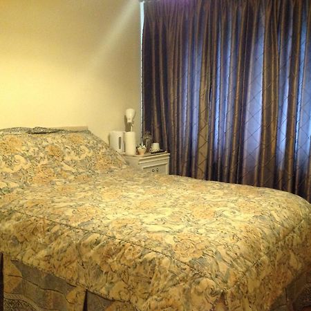 Shepperton Guesthouse Εξωτερικό φωτογραφία